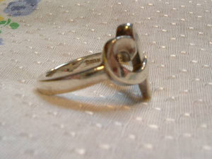 Tiffany & Co. Loving Heart Ring - Pre-owned 9/10