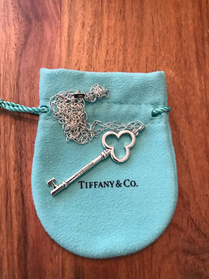 Tiffany & Co. Crown Key Necklace - Pre-Owned 10/10